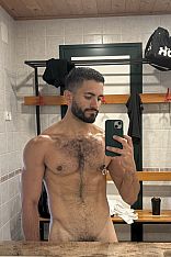 Teo Masajes Male Escort