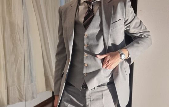 Antony Escort Masculino