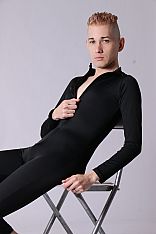 André Coello Escort Masculino