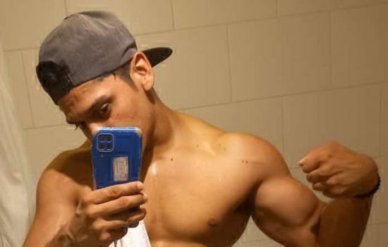 Logan 26 CM Escort Masculino