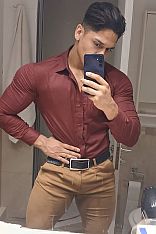 Logan 26 CM Escort Masculino