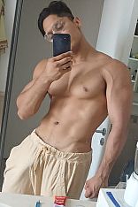 Logan 26 CM Escort Masculino