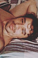 Calígula Escort Masculino