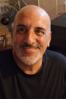 Tomás U. Escort Masculino