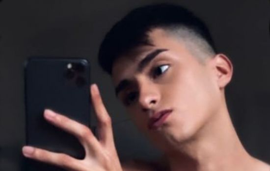 Julián Twink Male Escort