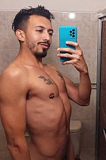 Photo #6 of Dylan Latinboy Uy