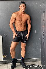 Santino Fausto Escort Masculino