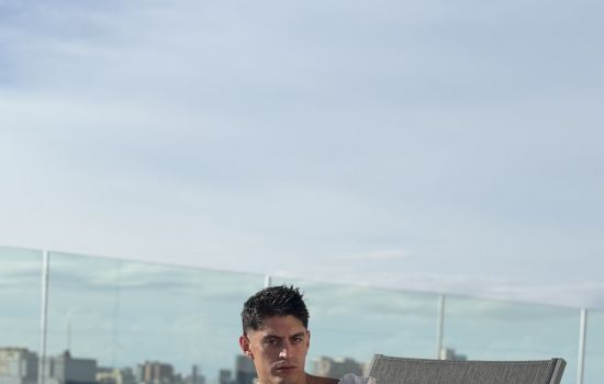 Ramiro Male Escort