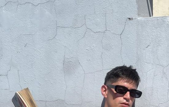 Ramiro Escort Masculino