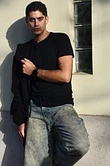 Ramiro Male Escort