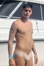 Ramiro Escort Masculino