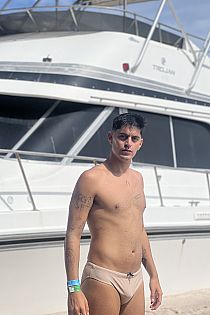 Ramiro Escort Masculino