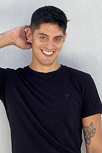 Ramiro Escort Masculino