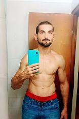 Mathias Uy Escort Masculino