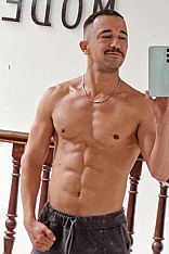 Kebsho Escort Masculino