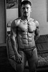 Kebsho Escort Masculino