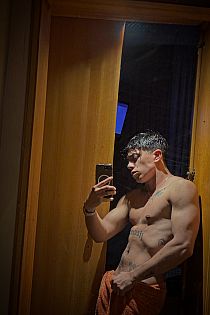 Juanpi Male Escort