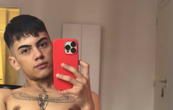 Noah Twink Escort Masculino