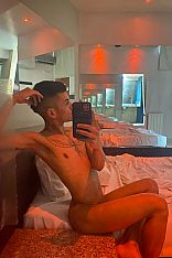 Noah Twink Escort Masculino