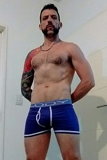 Joris Escort Masculino