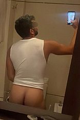 Vincenzo Male Escort