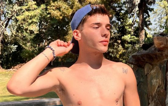 Alex Escort Masculino