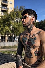 Steve Escort Masculino