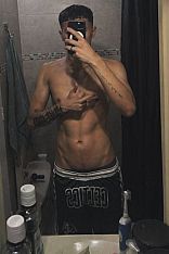 Axel Male Escort