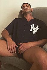 Benja_Muscle Male Escort