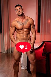 Benja_Muscle Escort Masculino