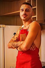 Aaron Escort Masculino