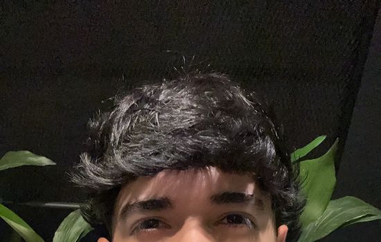 Aabir Masajista Escort Masculino