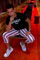 Photo #10 of Dimitri