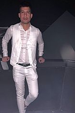 Photo #16 of Dimitri