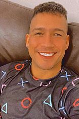 Photo #13 of Dimitri