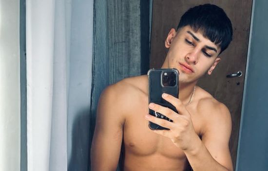 Darian Escort Masculino