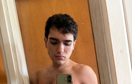 Benja Dot Male Escort