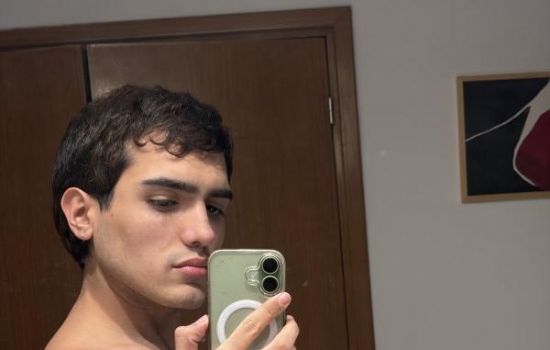 Benja Dot Male Escort