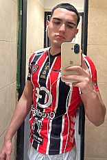 Photo #3 of Benja Dot