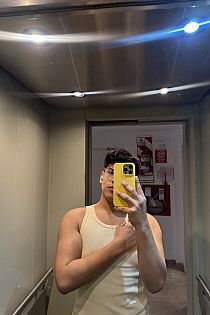 Agustin W. Escort Masculino