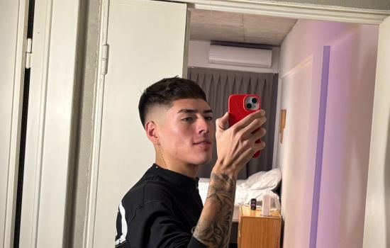 Taiel Male Escort