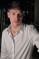 Taiel Acompañante masculino