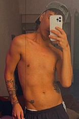 Tiaguito Escort Masculino