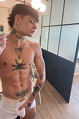 Foto #2 de Exclusive Boy