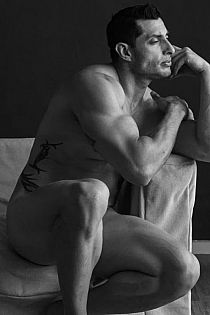 Eliseo Escort Masculino