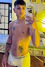 Franquito Male Escort