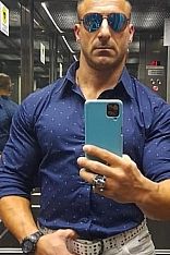 ITALIAN FORCE Escort Masculino