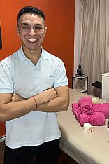 Diego Male Masseur