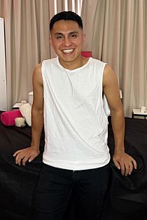 Diego Male Masseur
