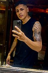 Leo Valor Male Escort